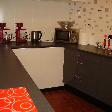 Le Petit Dragon Rouge Hotel Miers Esterno foto